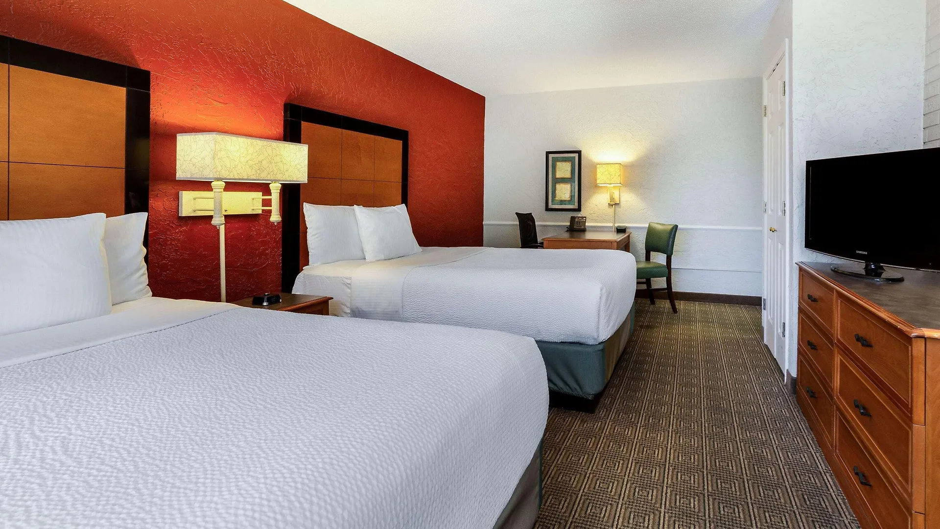 La Quinta Inn Tampa Airport Stadium Westshore Hotel